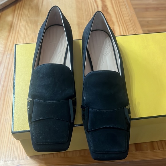 FENDI - Picture 2 of 11